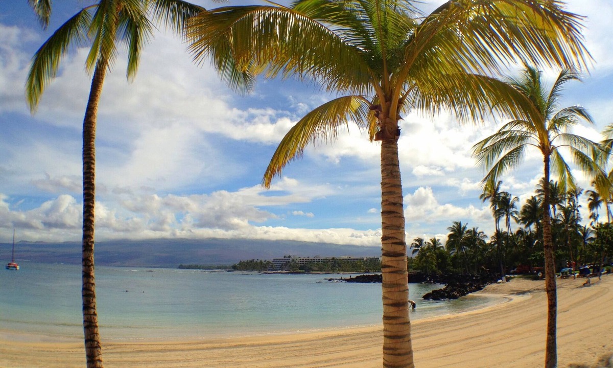 Kamuela House | 2026 in Hawaii! See Our Location!.Read Our Reviews!.So Many Extras!