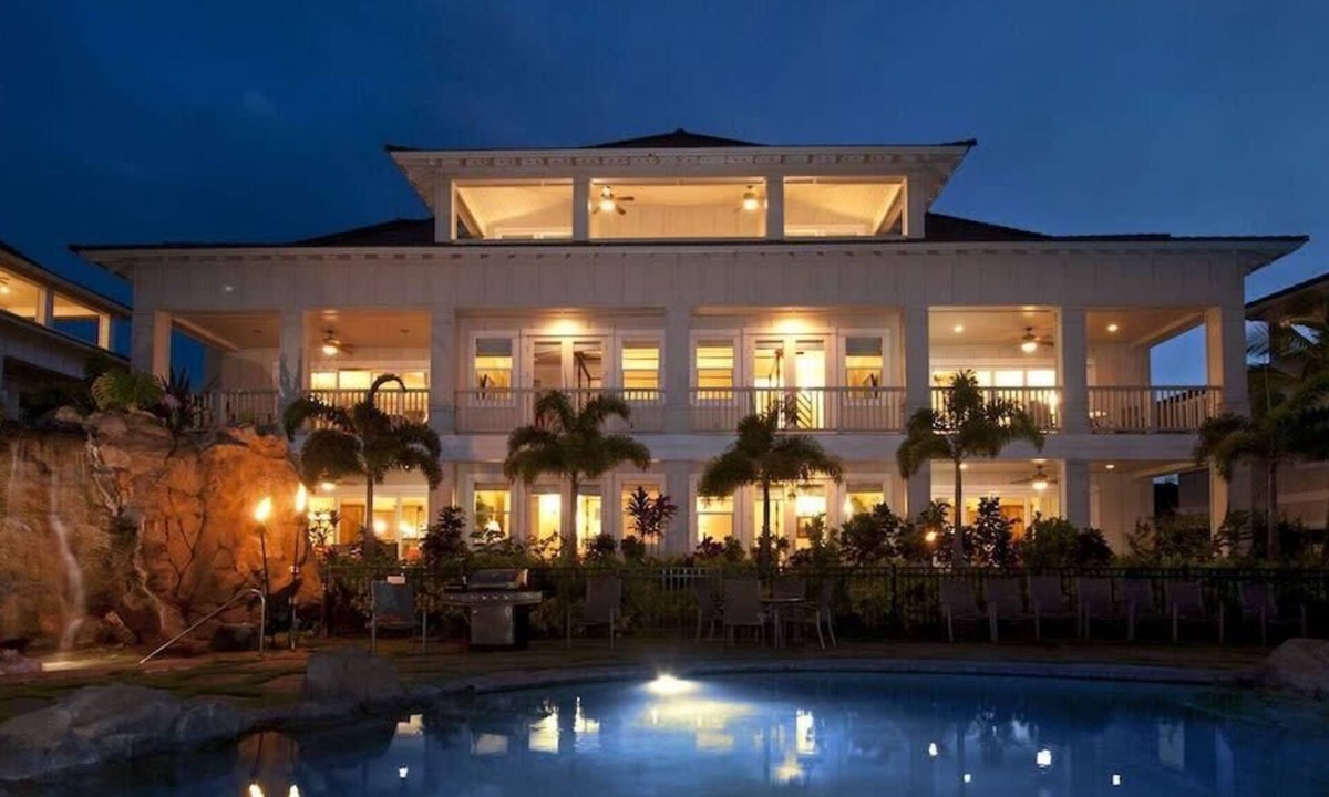 Poipu Villa | 3BR I Luxury Poolside Villa | Stunning Ocean View, Lanai