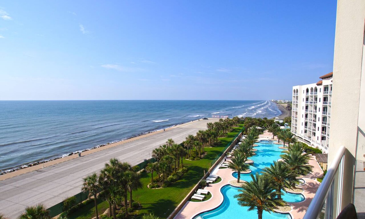 Galveston Condo | A Bird's Eye View Diamond Beach Condo