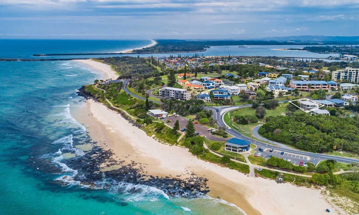 East Ballina House | A PERFECT STAY - Sunrise on Shelly