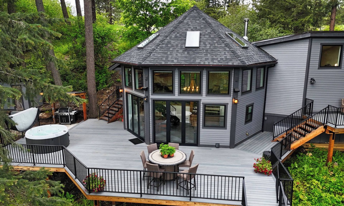 Colbert House | Adullam Nature Escape - 10 acres in Colbert WA