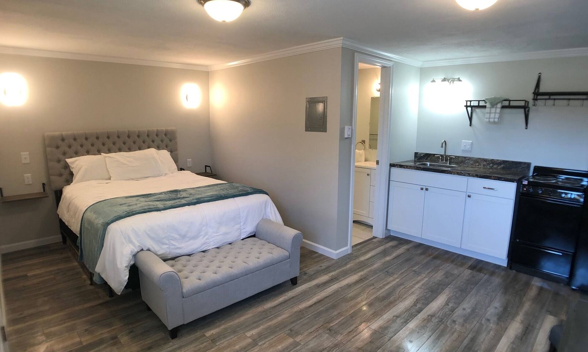 Waterville Apartment | All-inclusive studio apartment with utilities included-Unit 2