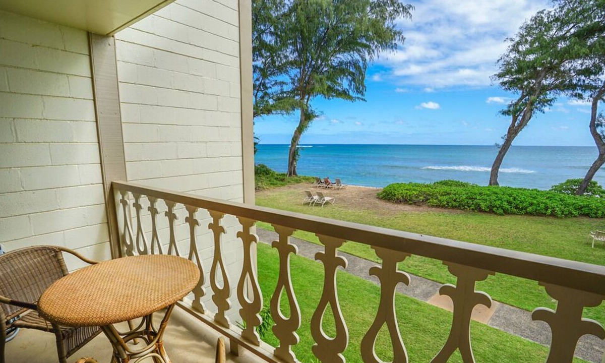 Wailua Condo | Aloha Condos, Islander on the Beach, Condo 225, Beachfront, AC