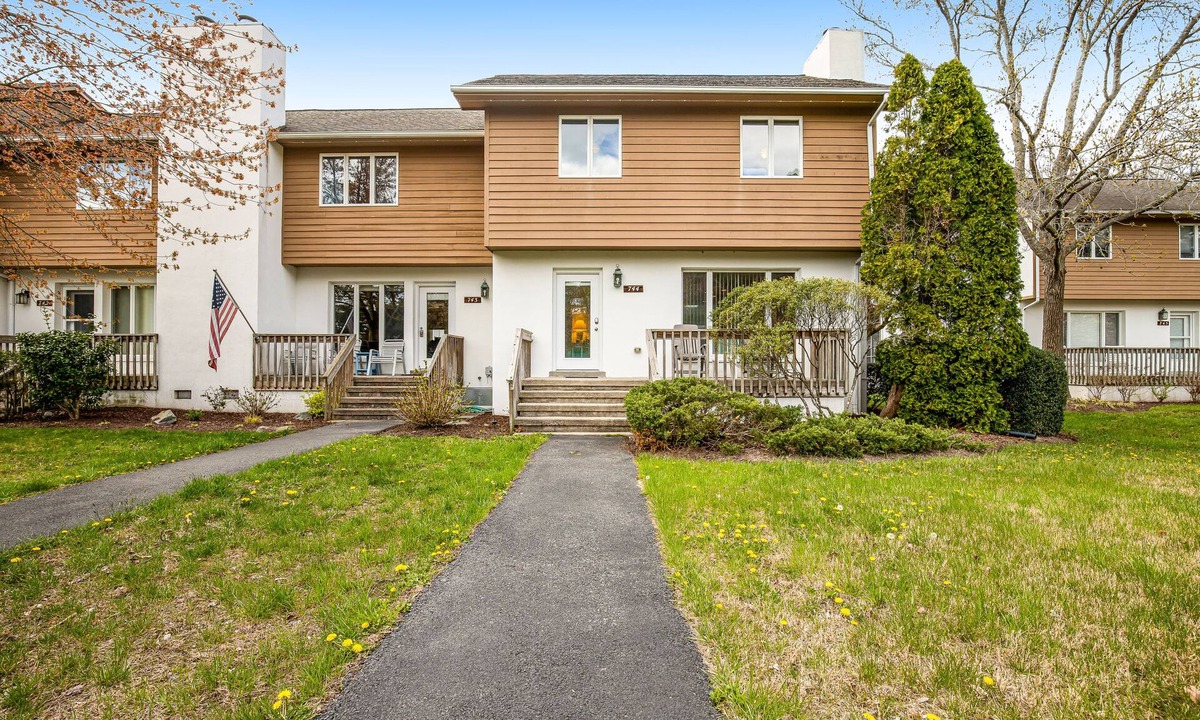 Bethany Beach House | Bayberry Woods condo W/shared pool, high-speed WiFi & central AC - near beach