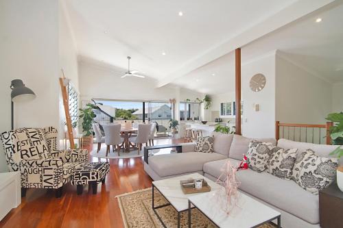 Casuarina Apartment | Beach Retreat Casuarina Near Osteria Weddings