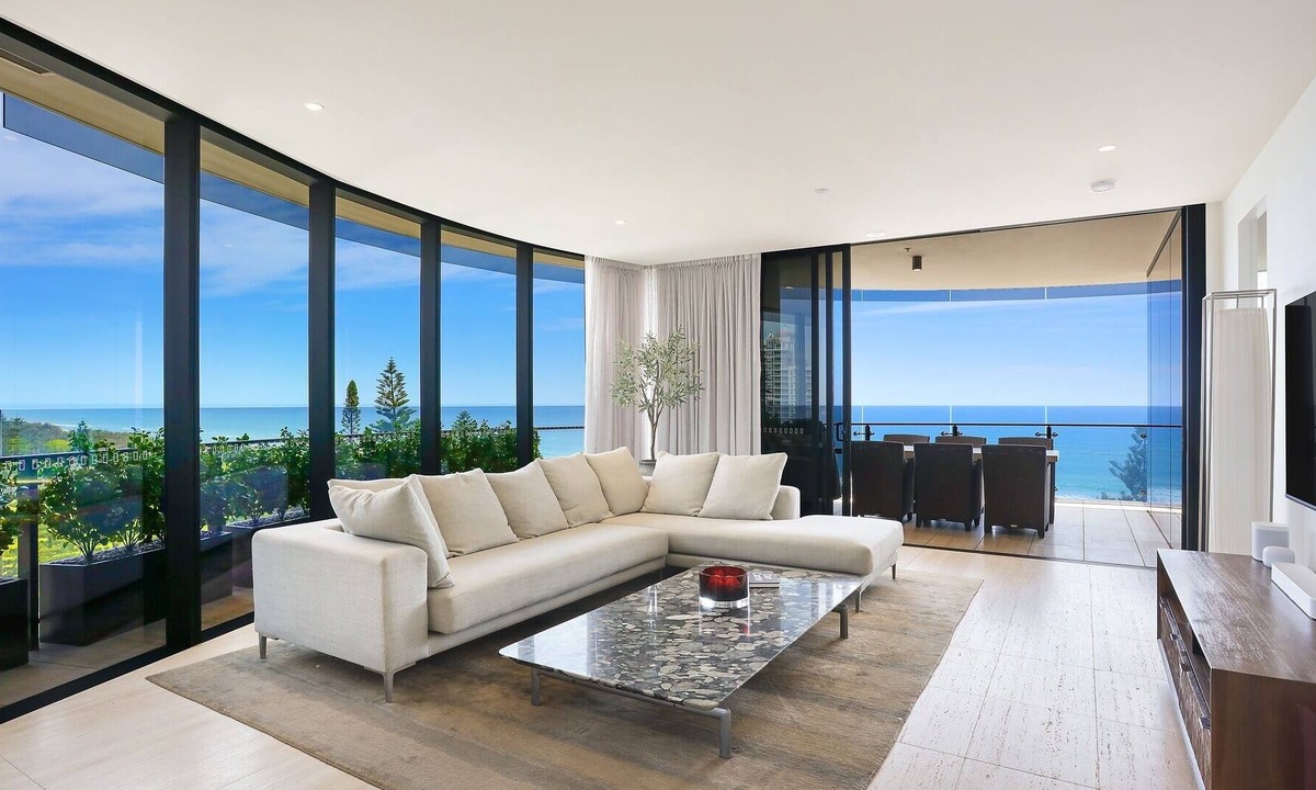 Broadbeach Apartment | Best address in the Gold Coast