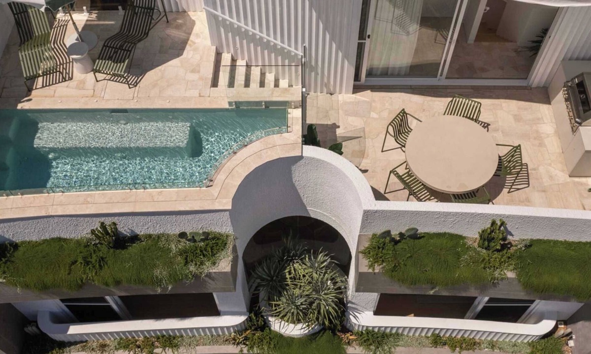 Burleigh Heads Villa | Cala by Khove