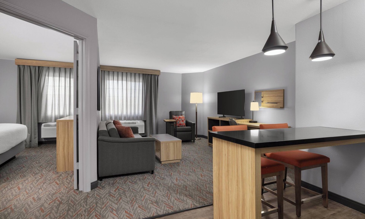 Texas City Hotel | Candlewood Suites Hotel Texas City by IHG