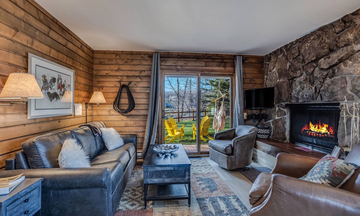 Clark Cabin | Chickadee - Mountain Modern Cabin on the Elk River