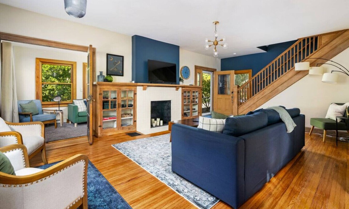 Clintonville House | Classic Home | Long Stays Welcome | Garage | OSU