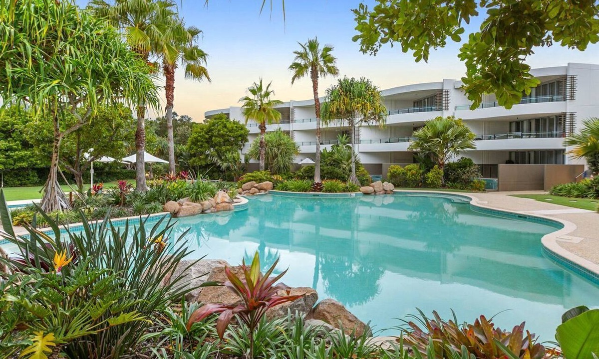 Casuarina Apartment | Cotton Beach 97 - Beachfront Complex with Pool