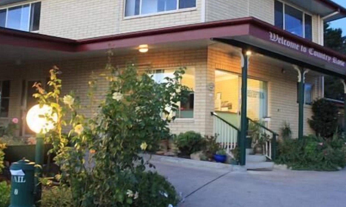 Warwick Hotel | Country Rose Motel Warwick