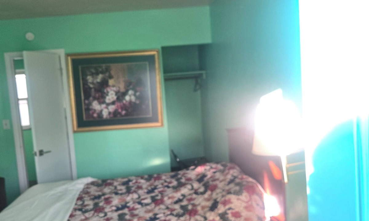 Columbus Hotel | Cozy 1-bedroom hotel in brilliant Columbus with AC #34