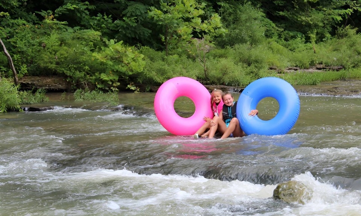 Byrdstown House | Cozy Riverside Getaway Near Dale Hollow Lake, Fire pit, Fishing, Hiking Nearby