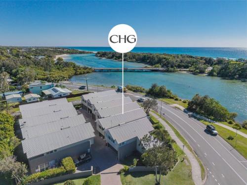 Pottsville House | Creekfront Escape with Stunning Water Views