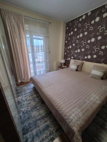 Maniakoi Apartment | Effis Home Kastoria - Comfort and Serene Environment