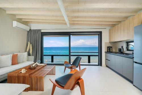 Megalos Prinos House | Elysian Seaside Suite