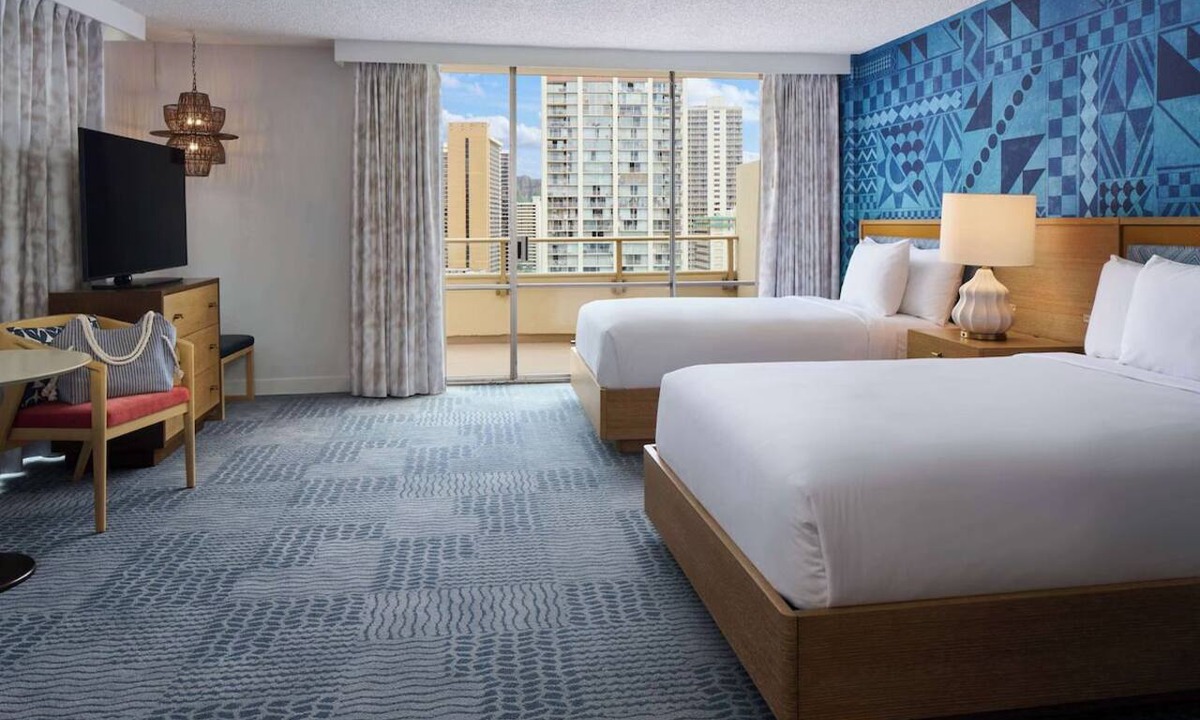 Waikiki Hotel | Great for Groups! 3 Comfortable Units, Near to Honolulu Zoo!