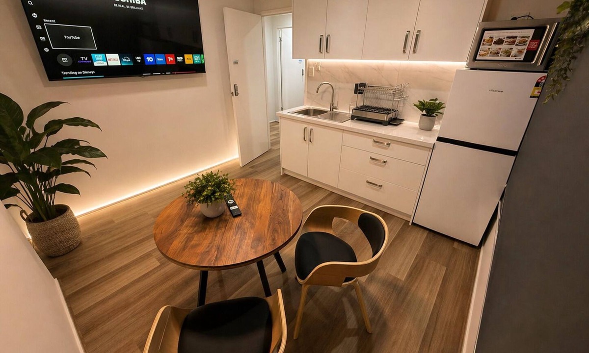 Rocklea Apartment | Guest Favourite Luxury Studio Apartment Great Location with Free Private Parking