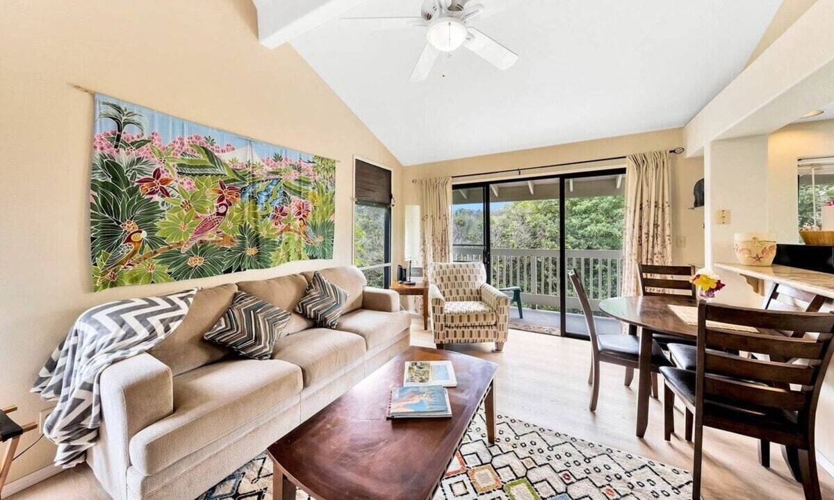 Princeville Hotel | Heavenly Kauai Destinations Hale Moi near Hideaway beach side A