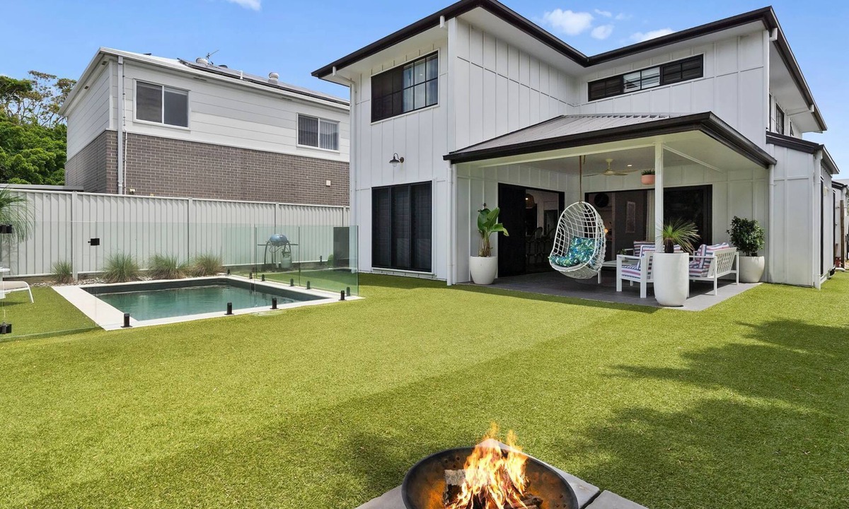 Kingscliff House | Holiday Haven on Spoonbill Pet Friendly with Pool