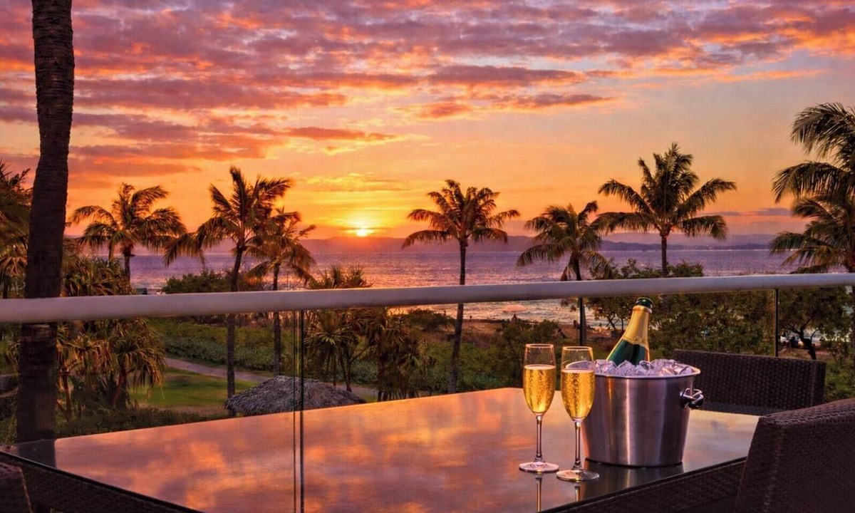 Kaanapali Condo | Honua Kai | Ocean View 3 BR Sleeps 8 | Car Incl. w/6+ Nights | HKH-204 by KBM