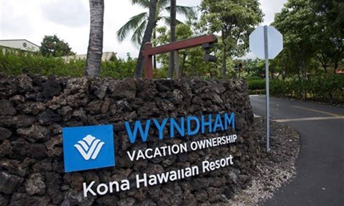 Kailua-Kona Resort | Ironman Week 2026: Secure Your 2BR Deluxe Stay at Wyndham Kona Hawaiian!