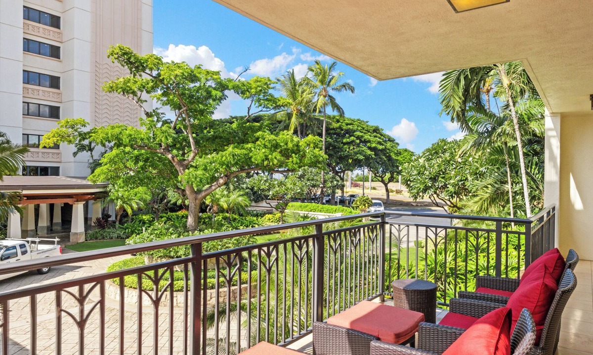 Ko Olina Condo | Ko Olina Luxury beachfront condo next to Disney Aulani and Marriott's Beach Club