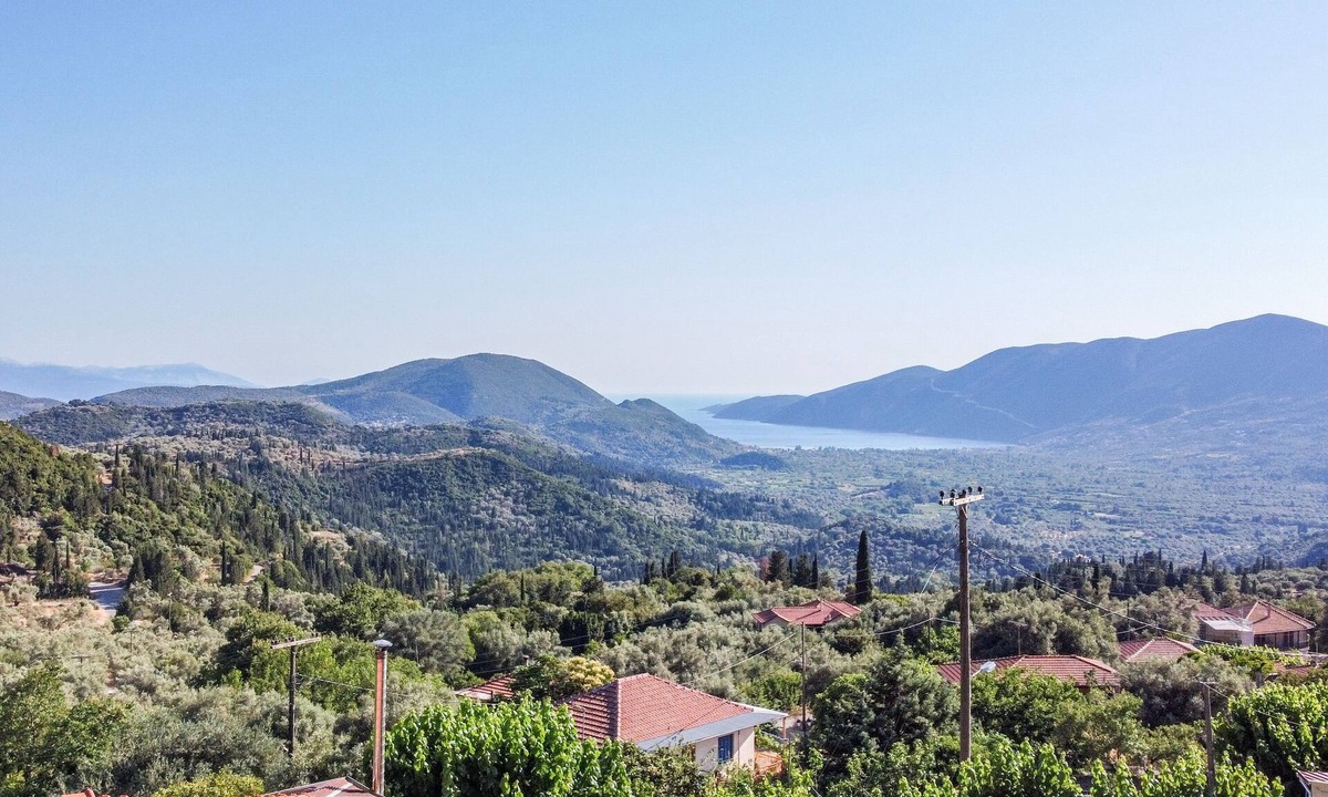 Vournikas Apartment | La Olga Apartment in a picturesque traditional mountain village