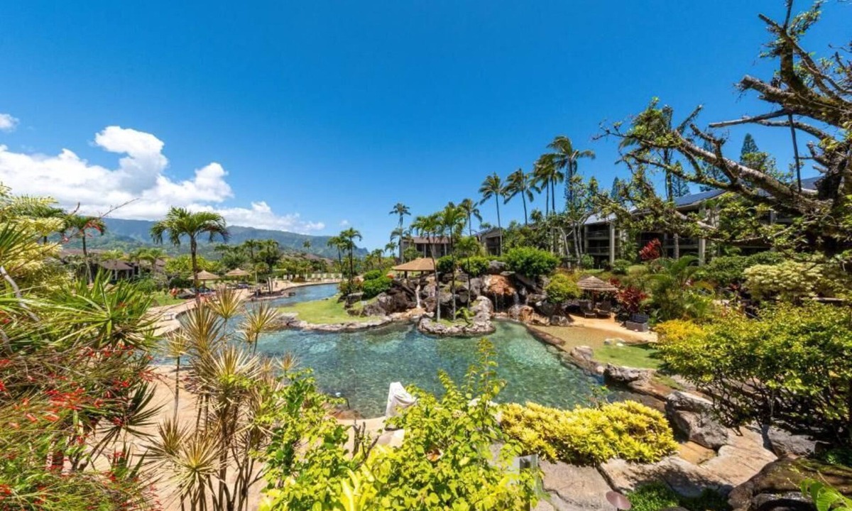 Princeville Hotel | Luxury Getaway in Princeville! Swimming Pool, Full Kitchen! #1 Resort on Kauai!