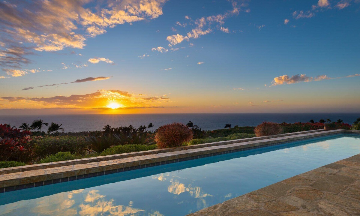 Kahaluu-Keauhou House | 🏖️Magnificent Estate | Extraordinary Views | Lanai + Pool & Hot Tub
