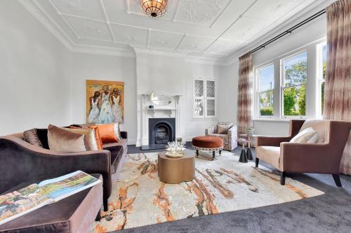 Merewether House | Merewether House 1910 - Iconic and Luxury Home
