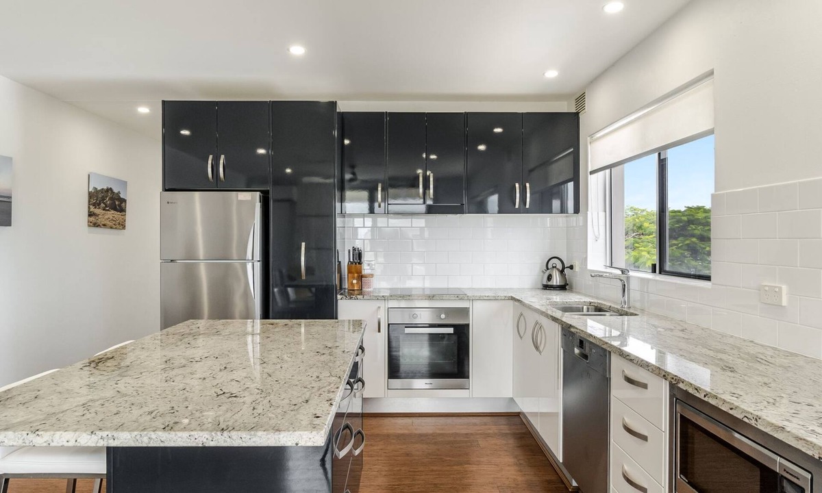Yamba Apartment | Mingara 4 - Front-Row Seats to Yambas Sunsets - Holiday Yamba