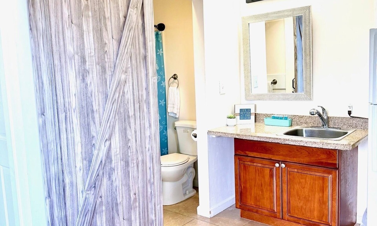 Hauula Apartment | Mountain and ocean views -5 minutes from the PCC
