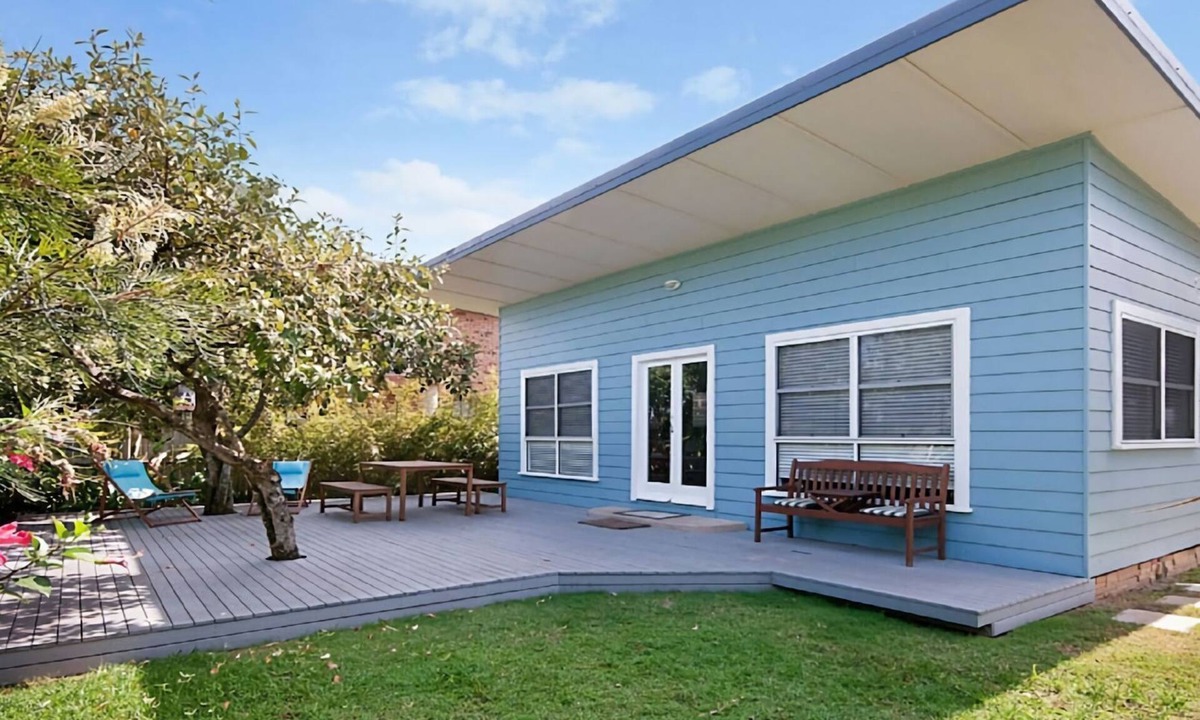 North Creek House | My Blue Heaven Dog Friendly