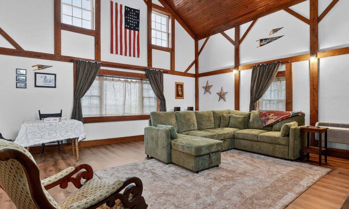 Gettysburg House | NEW! Victory View 3-Bedroom Home with Pool