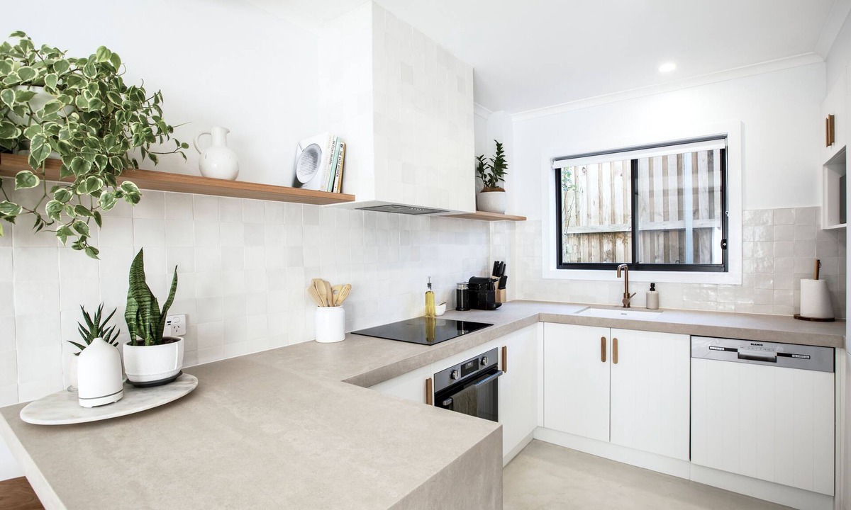 Mermaid Beach Villa | NEWLY LISTED | The Hidden Mermaid