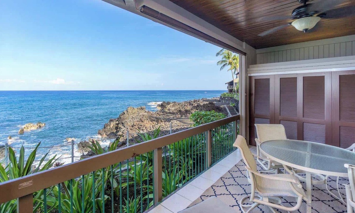 Keauhou Condo | Oceanfront at the Kanaloa w/A/c!