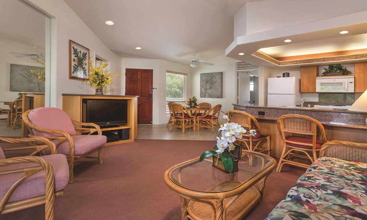 Princeville Resort | OFFICIAL LISTING |Wyndham Bali Hai Villas 2BR Suite | Pool, Near Golf, Beaches +