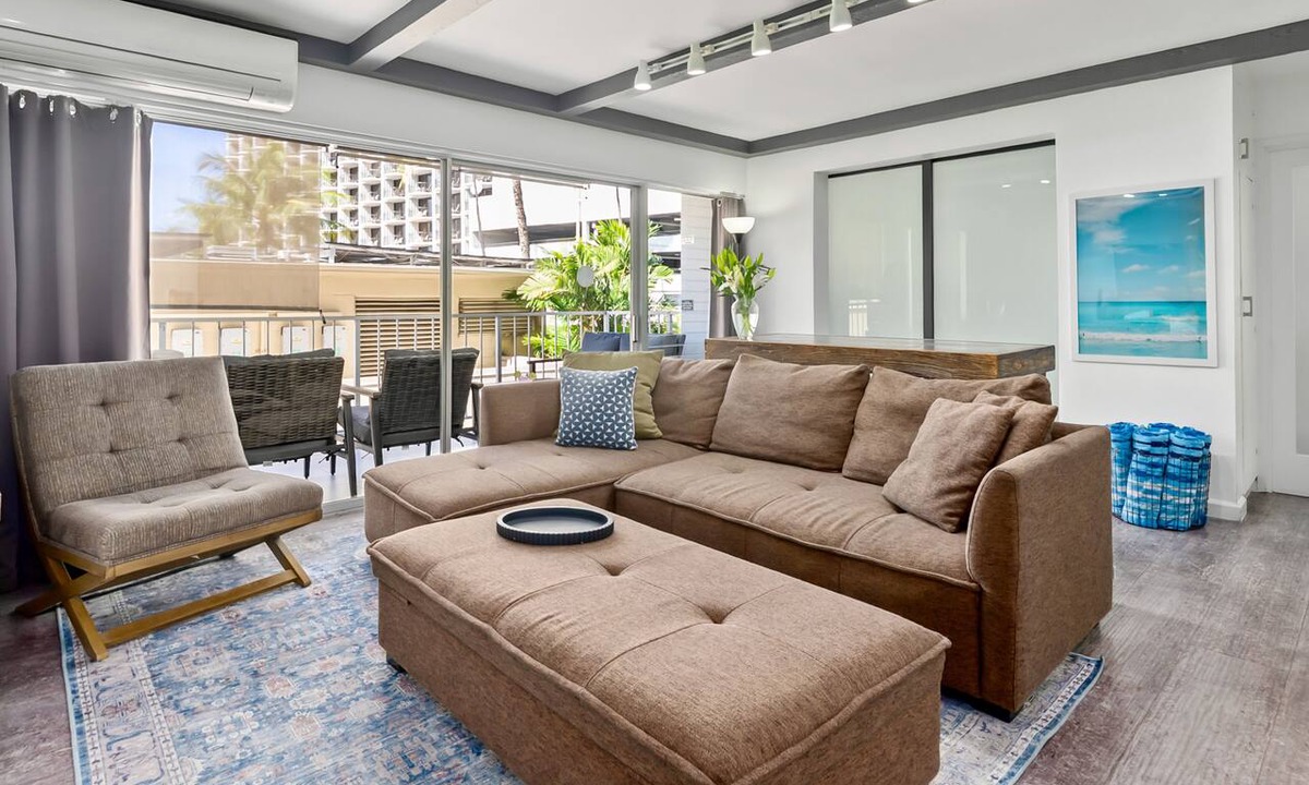 Waikiki Apartment | Oh-So-Close to Waikiki Beach Condo