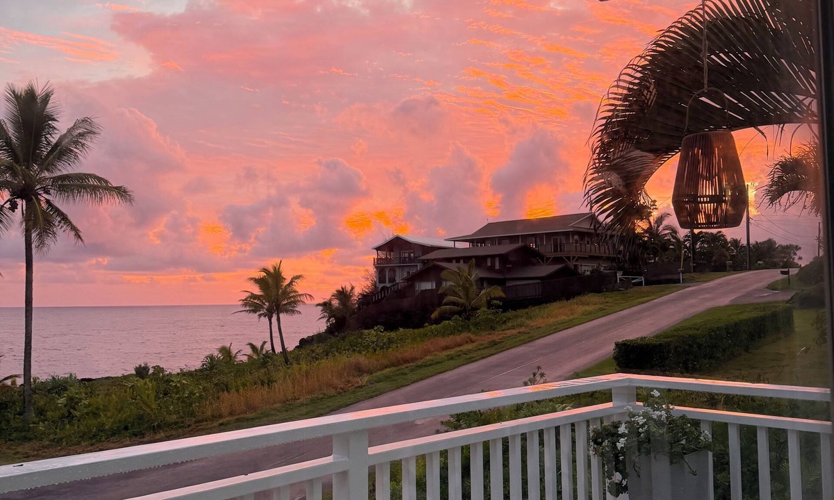 Kapoho House | Papio House With Ocean Views and Beautiful Sunrises