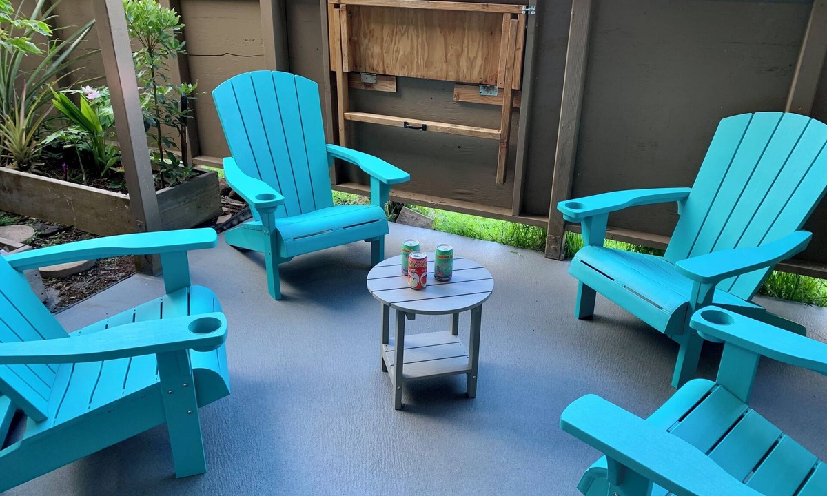 Waimea House | Remodeled 2bdr condo in the heart of Waimea town -15min drive from Beach