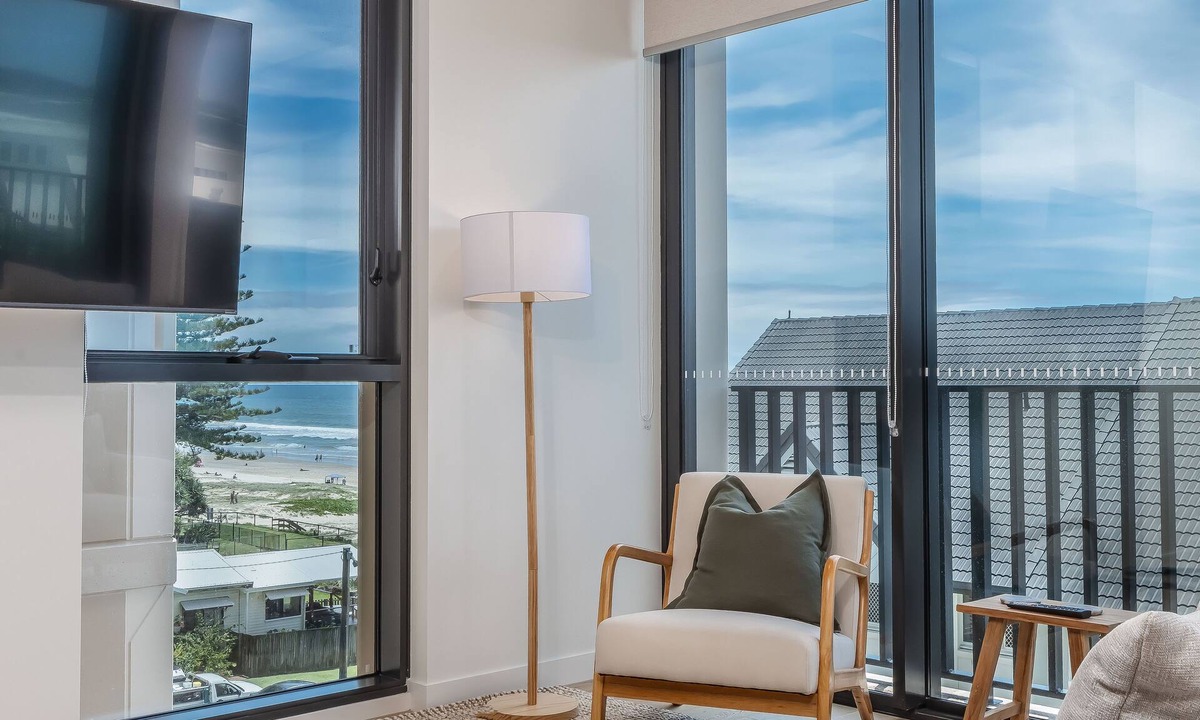 Palm Beach Apartment | ROSA | Hemingway Palm Beach | Luxe Residential Style Getaway