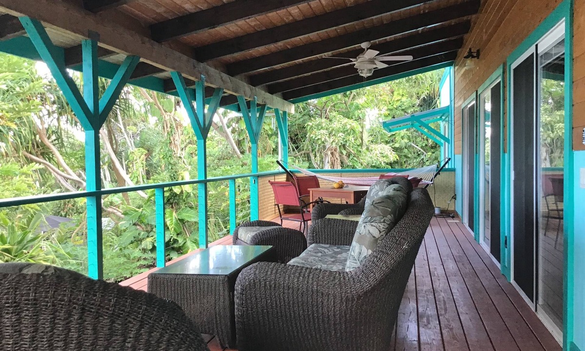 Kehena Beach Estates House | Spectacular Ocean View & walk to Kehena Beach!