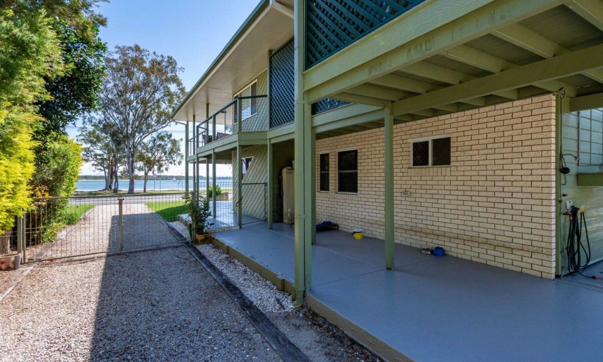 Bellara House | SUNSETS FROM YOUR FRONT PATIO