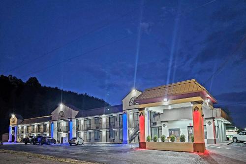 Marion Hotel | Super 8 by Wyndham Marion NC