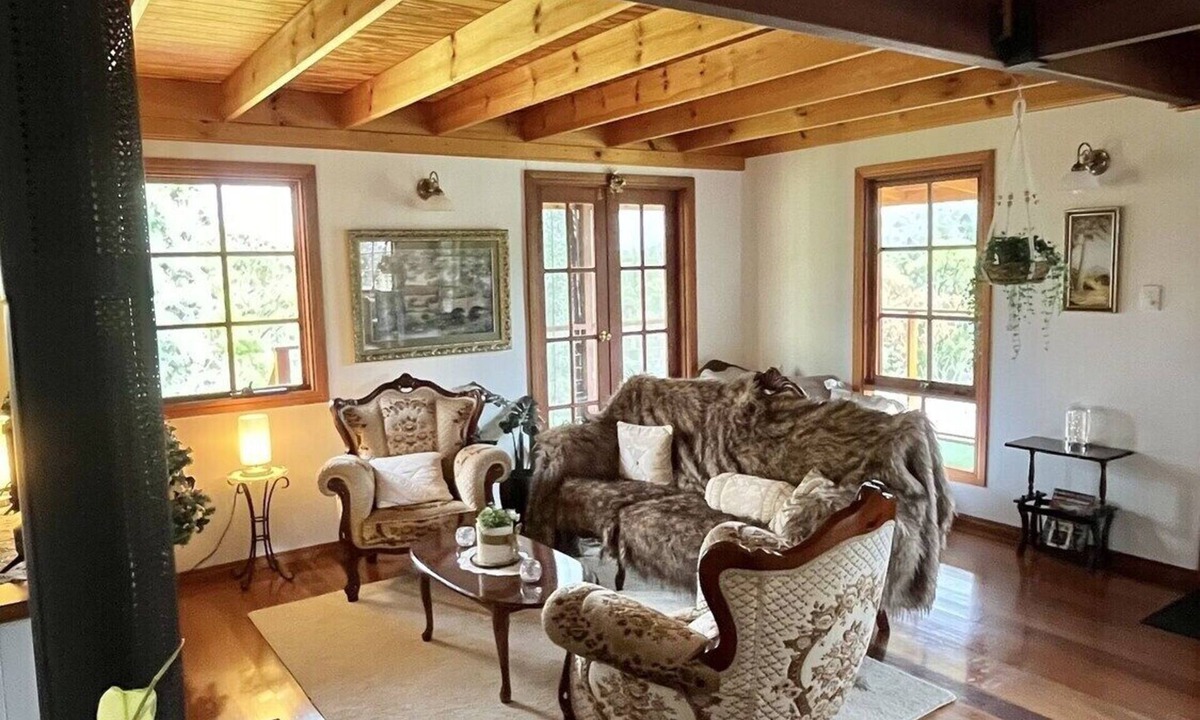 Wyberba Ski Chalet | The Haven with a Loft full house 2 bedrooms ideal for tranquil getaways