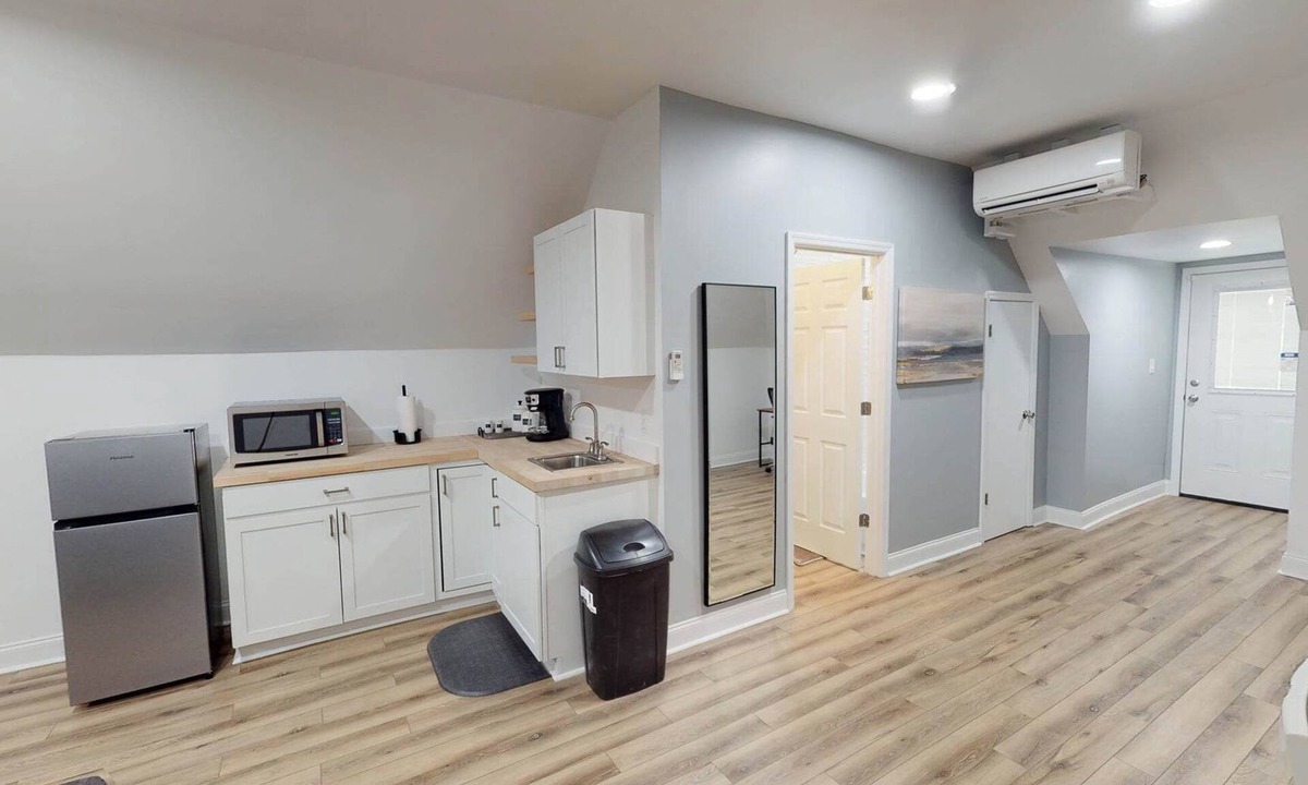 North Chattanooga Apartment | The Loft, A Cozy Northshore Studio just minutes from Downtown!