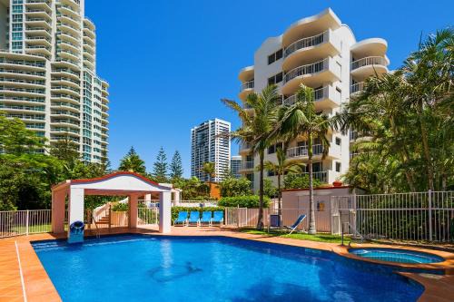 Broadbeach Apartment | The Ritz Resort Heated Pool