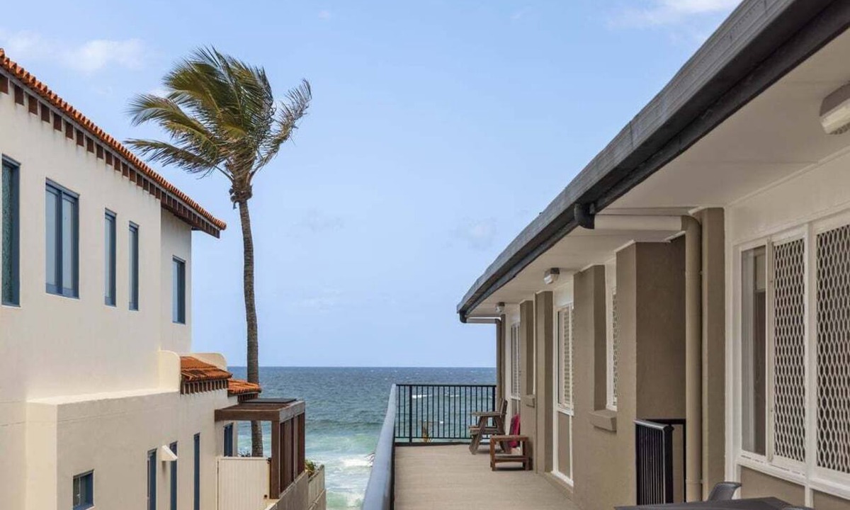 Mermaid Beach Apartment | Thirty-Nine Albatross (Apartment 5)